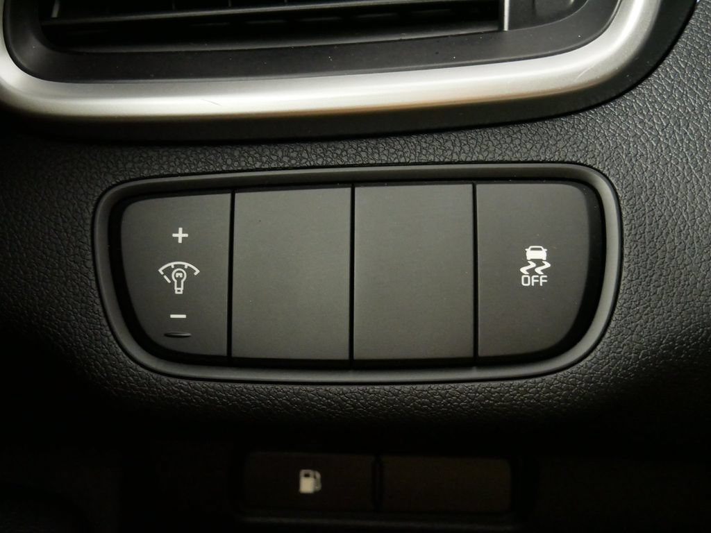 Used 2018 Kia Sorento AWD image 24
