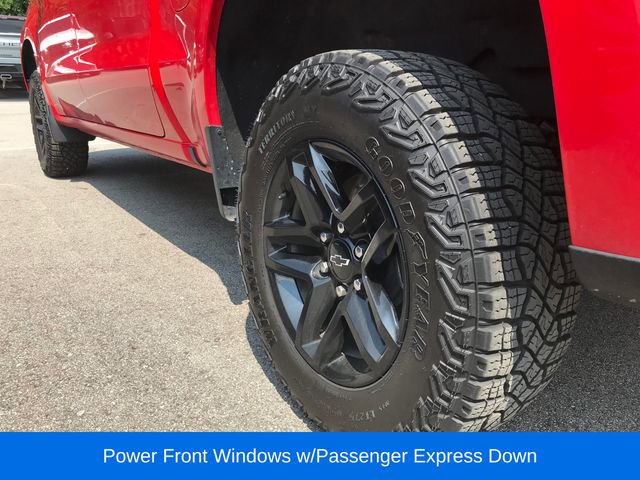 Certified 2024 Chevrolet Silverado 1500 Custom Trail Boss w/ LPO, Dark Essentials Package image 13