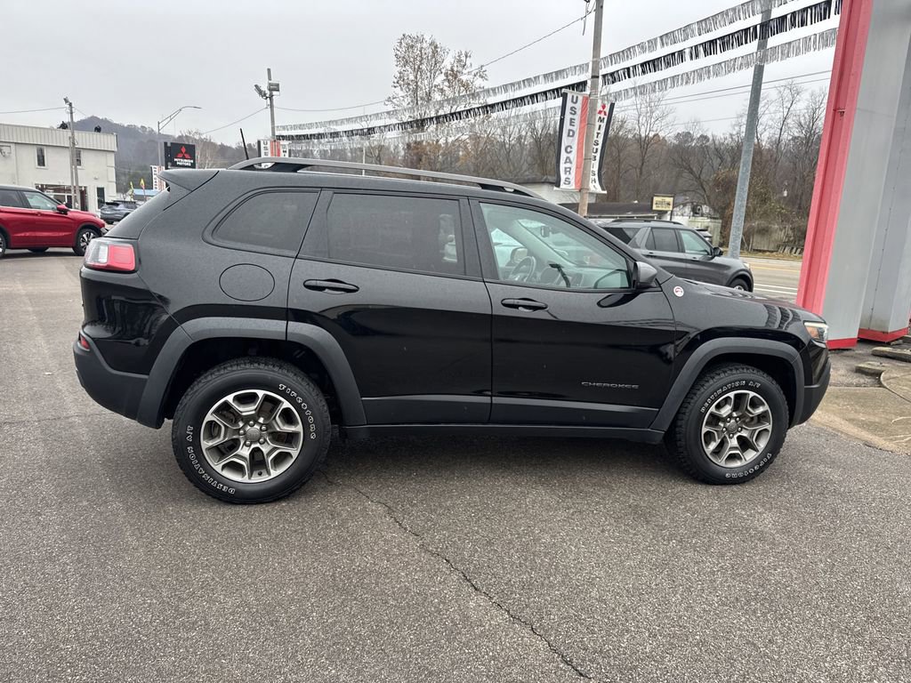 Used 2020 Jeep Cherokee Trailhawk w/ Cold Weather Group image 3