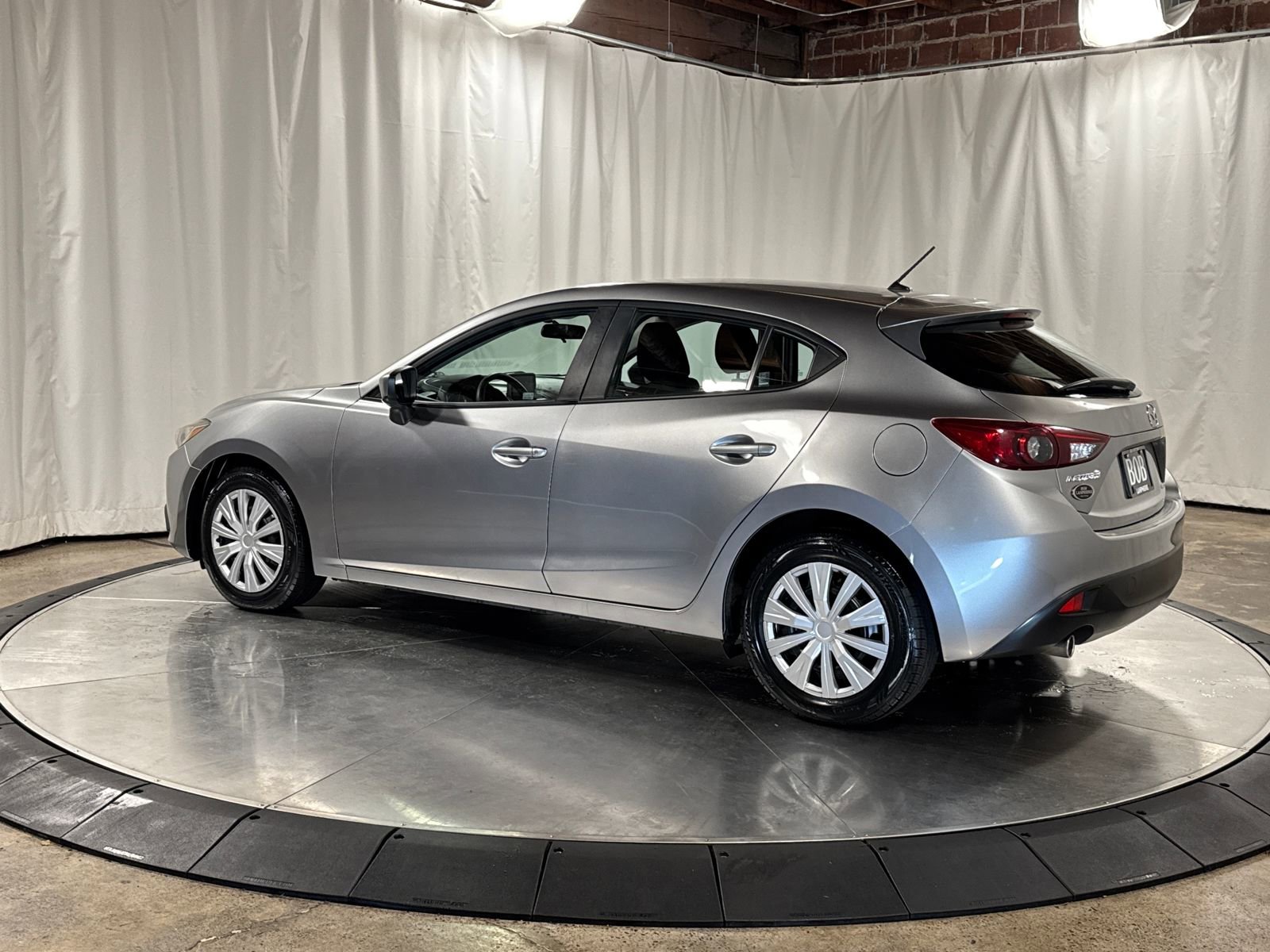 Used 2015 MAZDA MAZDA3 i Sport image 7