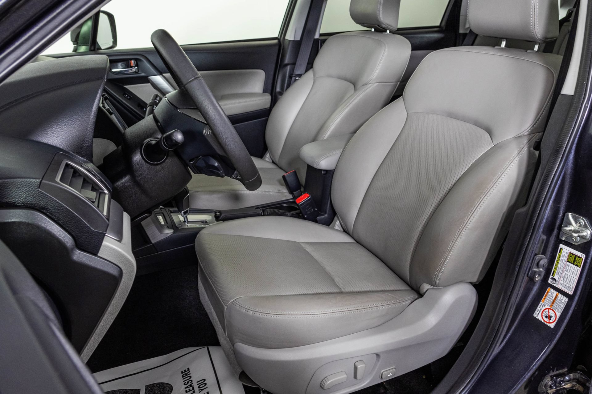 Used 2016 Subaru Forester 2.5i Limited AWD/4WD image 24