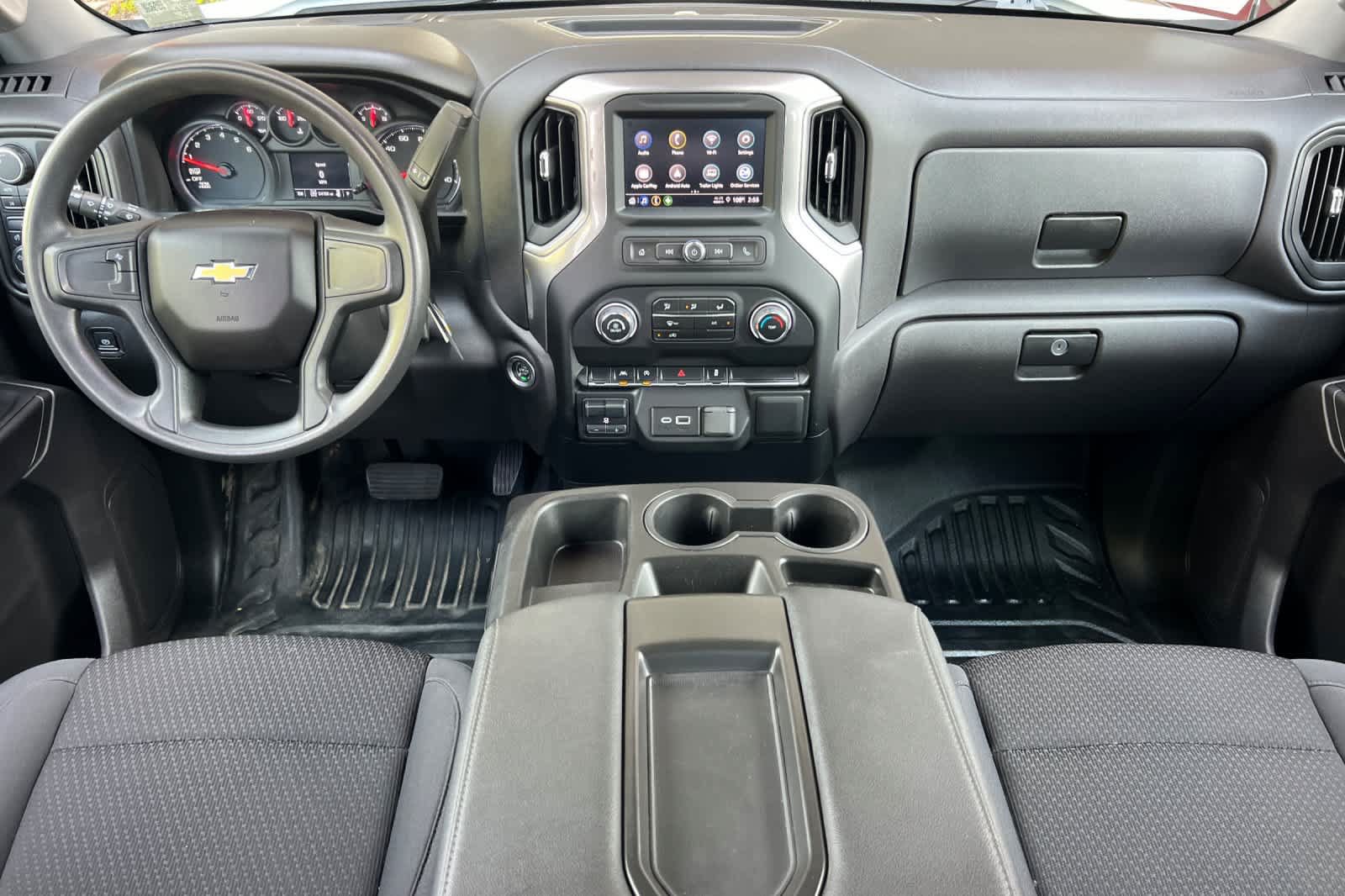 Used 2024 Chevrolet Silverado 1500 W/T w/ Trailering Package AWD/4WD image 3