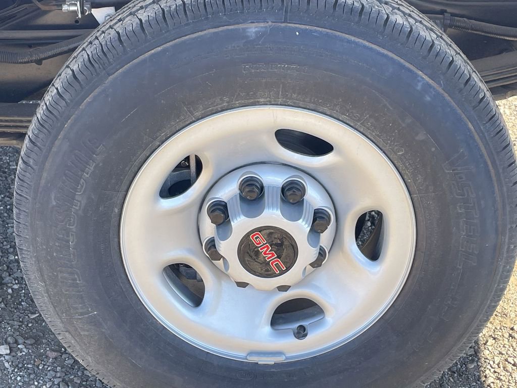 New 2025 GMC Savana 2500 Extended w/ Driver Convenience Package image 31