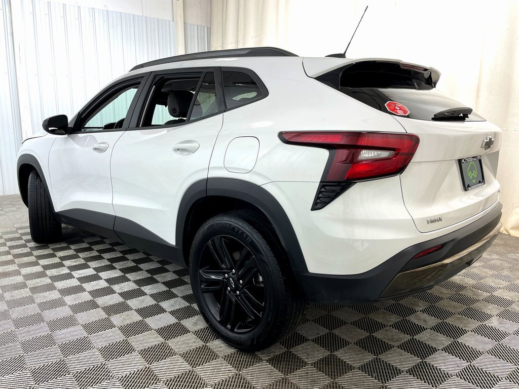 Certified 2024 Chevrolet Trax ACTIV image 43