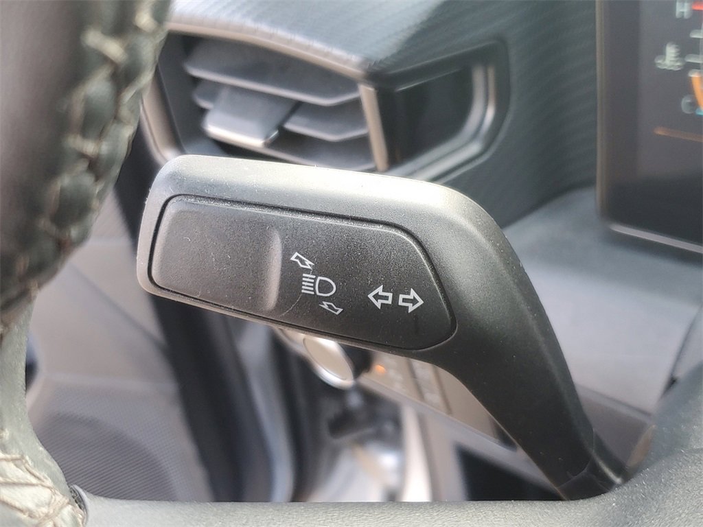 Used 2024 Ford Mustang Coupe image 27