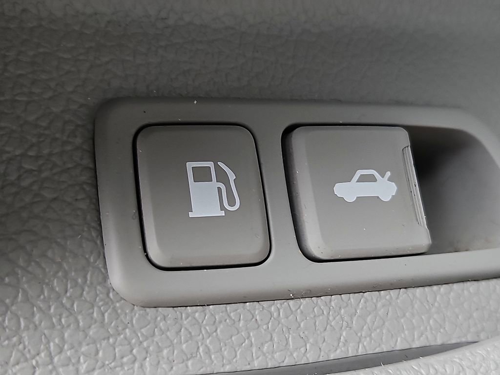 Used 2015 Kia Optima EX image 24