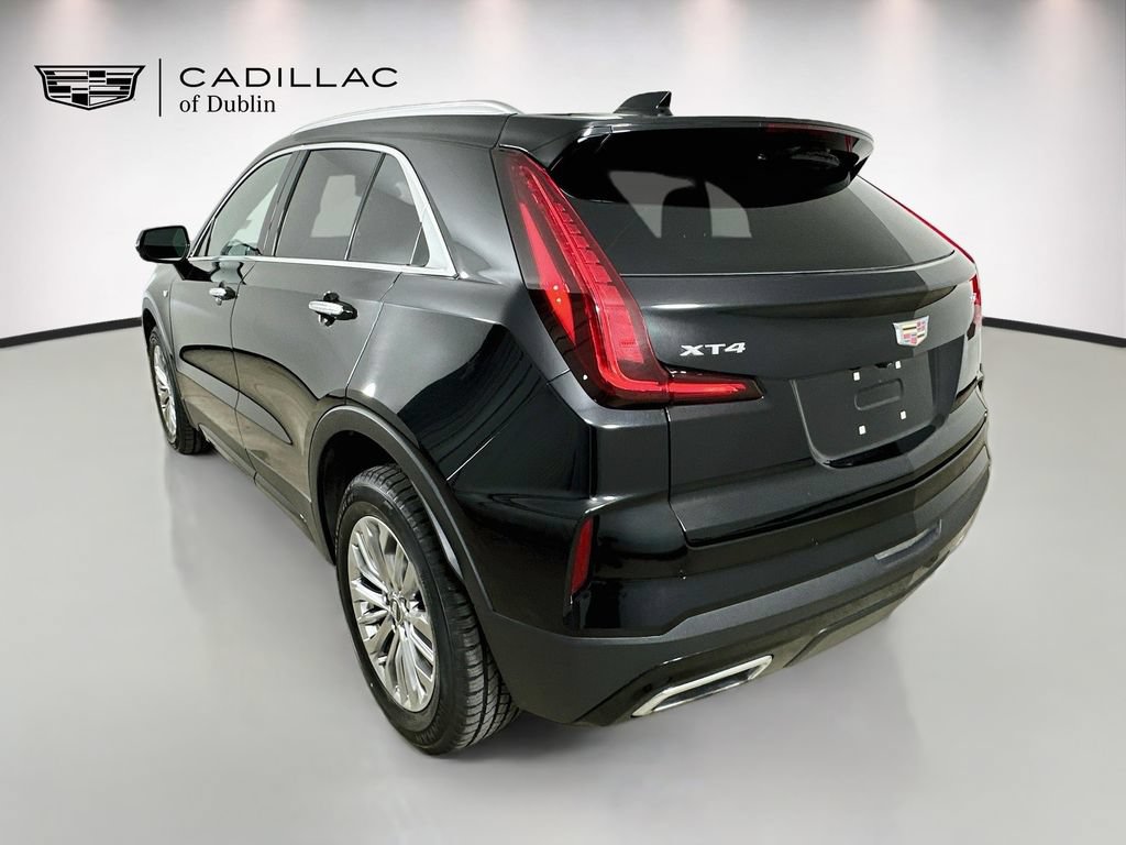 Used 2024 Cadillac XT4 Premium Luxury FWD image 7