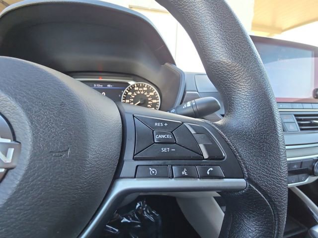 Used 2024 Nissan Altima 2.5 SV image 12