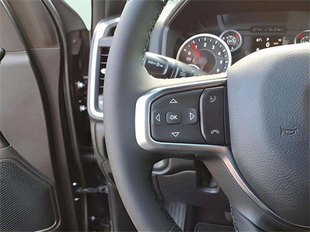New 2026 RAM 1500 4x4 Crew Cab image 15