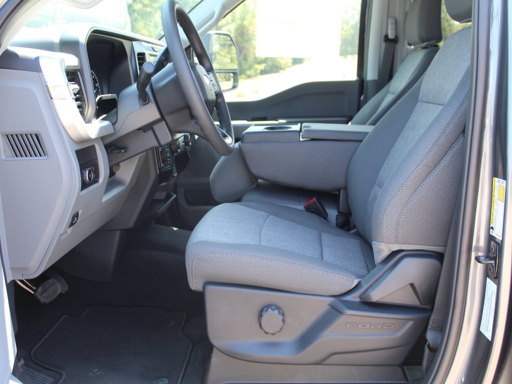 New 2026 Ford F250 XL w/ STX Appearance Package image 4