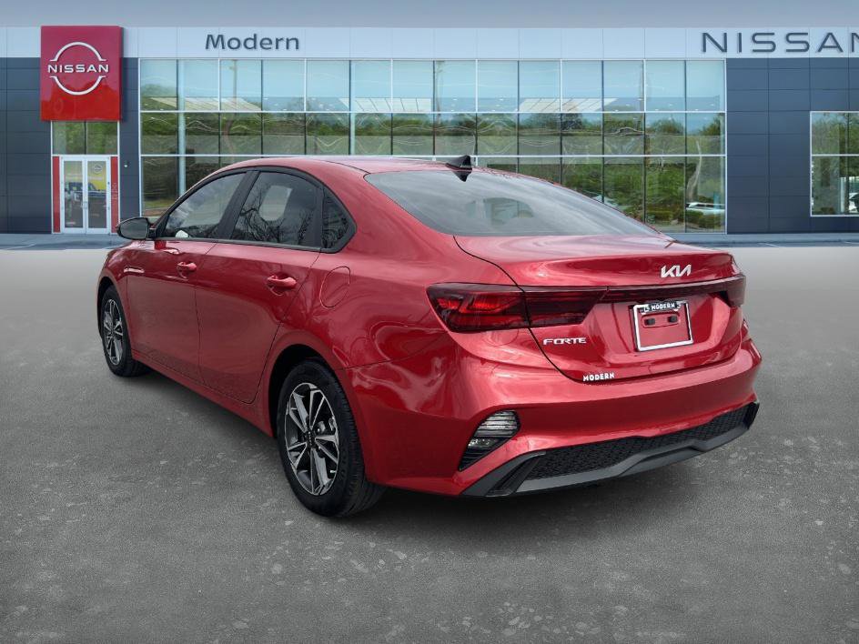 Used 2024 Kia Forte LXS w/ LXS Technology Package image 7