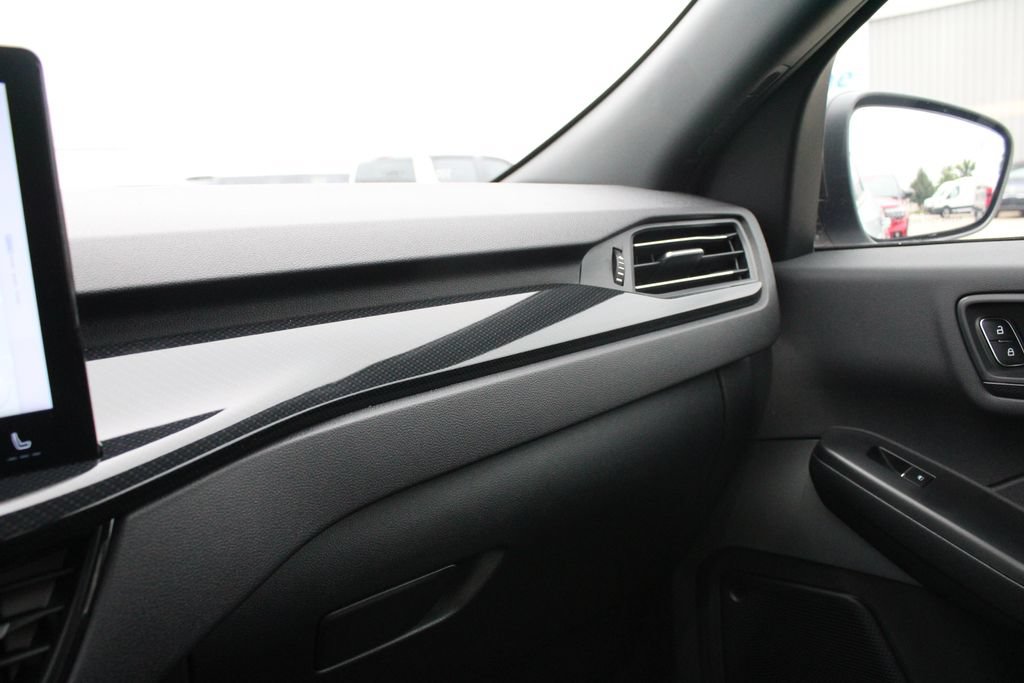 Used 2025 Ford Escape ST-Line w/ Tech Pack #1 AWD/4WD image 19