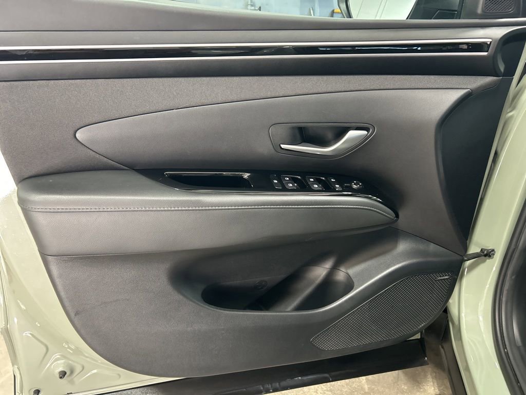 Used 2024 Hyundai Santa Cruz Limited image 10