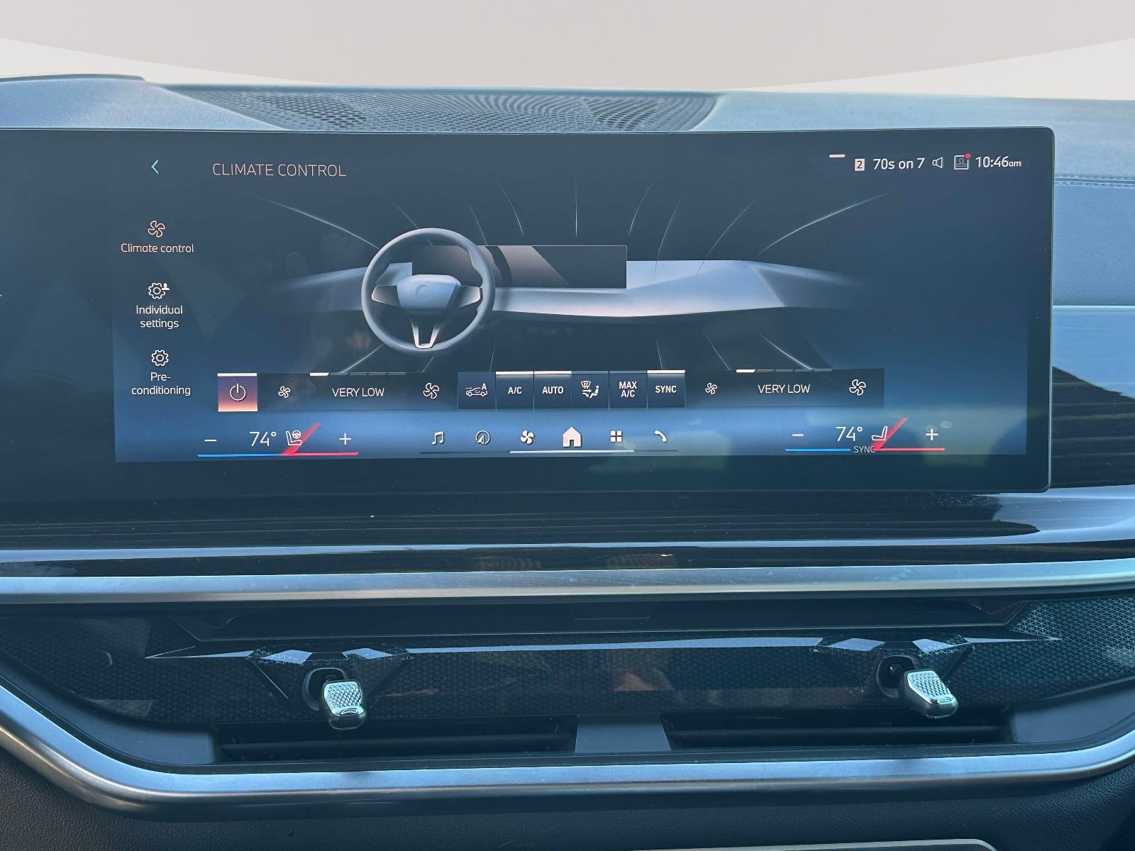 Used 2025 BMW X5 xDrive50e image 12