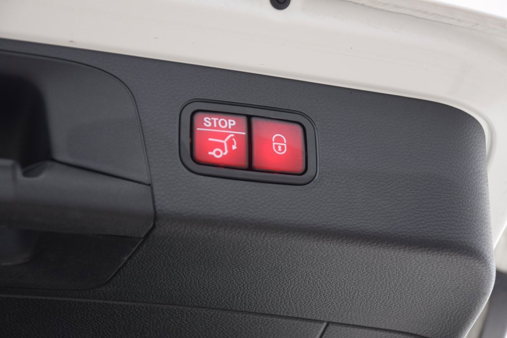 Used 2022 Mercedes-Benz GLC 300 image 34