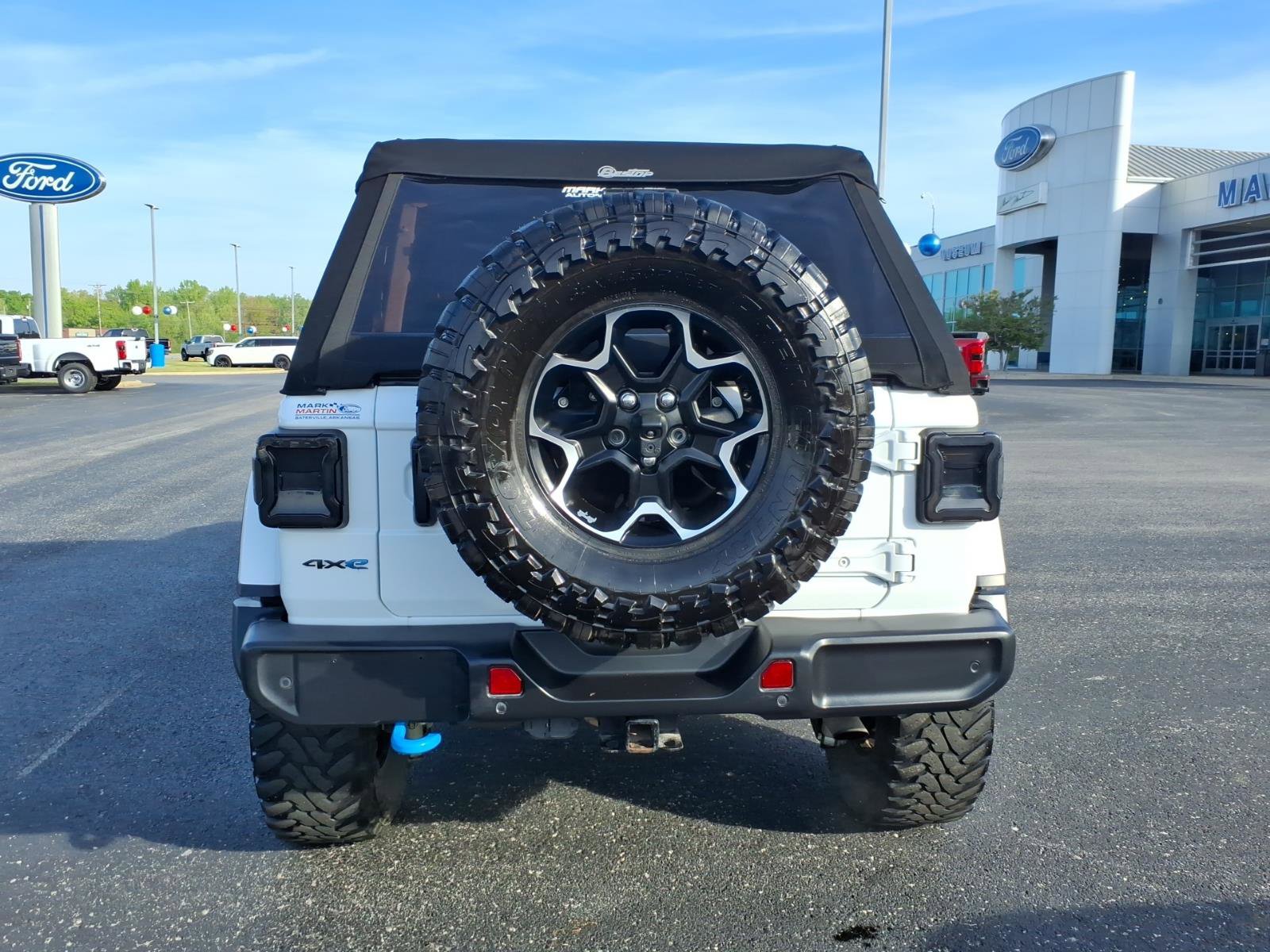 Used 2021 Jeep Wrangler Unlimited Rubicon 4xe w/ Dual Top Group image 4