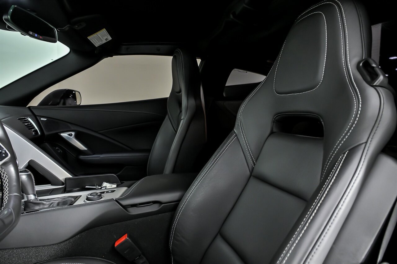 Used 2019 Chevrolet Corvette Stingray Coupe w/ 1LT image 22