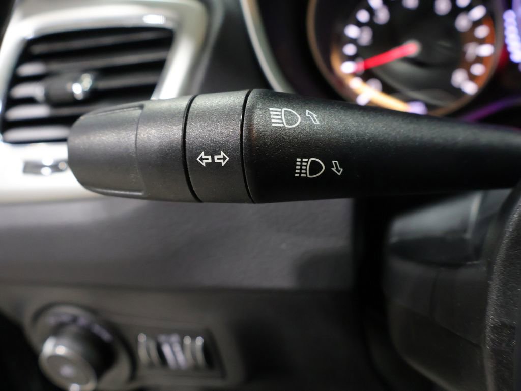 Used 2018 Jeep Compass Latitude w/ Cold Weather Group image 35