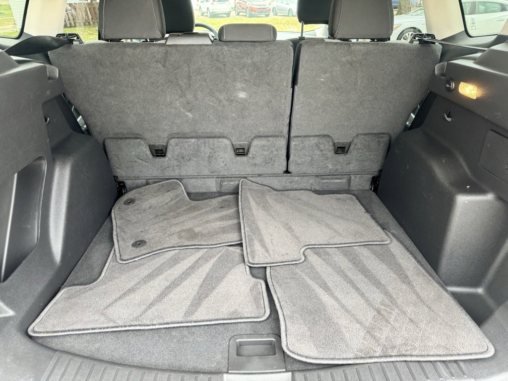 Used 2019 Ford Escape SE image 12