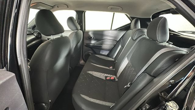 Used 2020 Nissan Kicks S FWD image 26