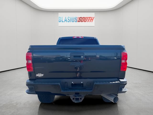 Used 2017 Chevrolet Silverado 2500 LTZ w/ Midnight Edition AWD/4WD image 5