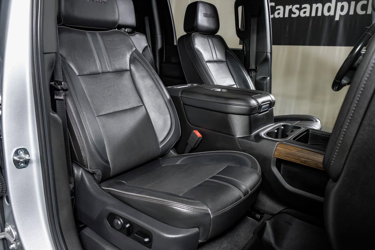 Used 2021 Chevrolet Silverado 3500 High Country w/ Snow Plow Prep/Camper Package image 31