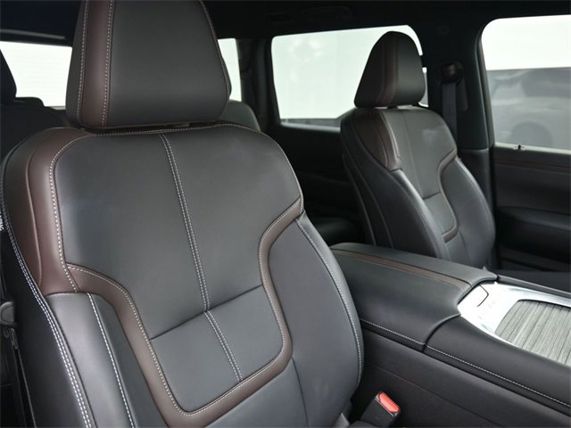 Used 2025 Nissan Armada SL w/ Captain's Chari Seat Package image 42