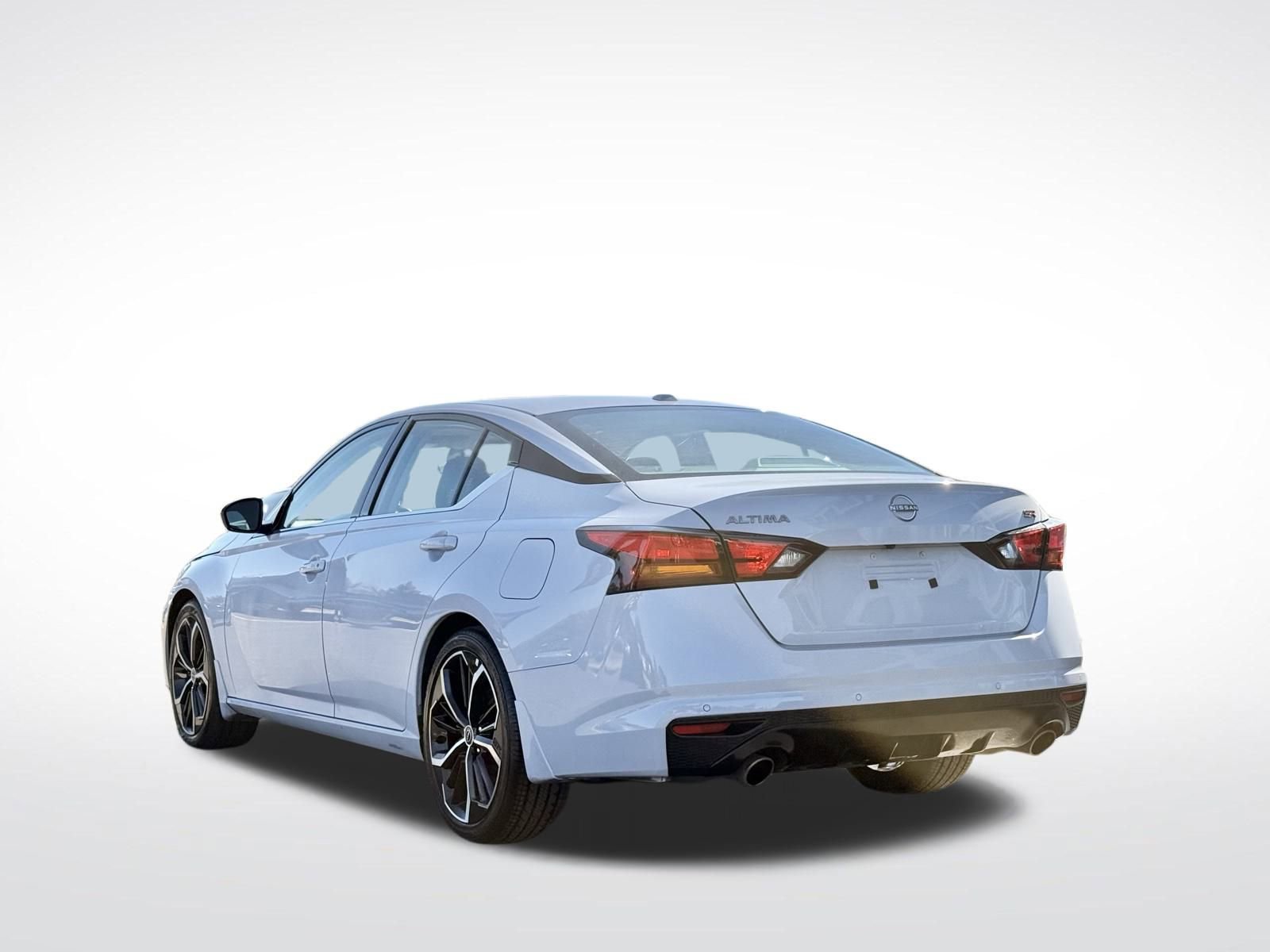 Used 2024 Nissan Altima 2.5 SR image 10