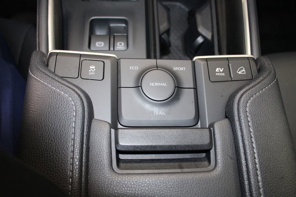 Used 2025 Toyota Grand Highlander Limited image 49