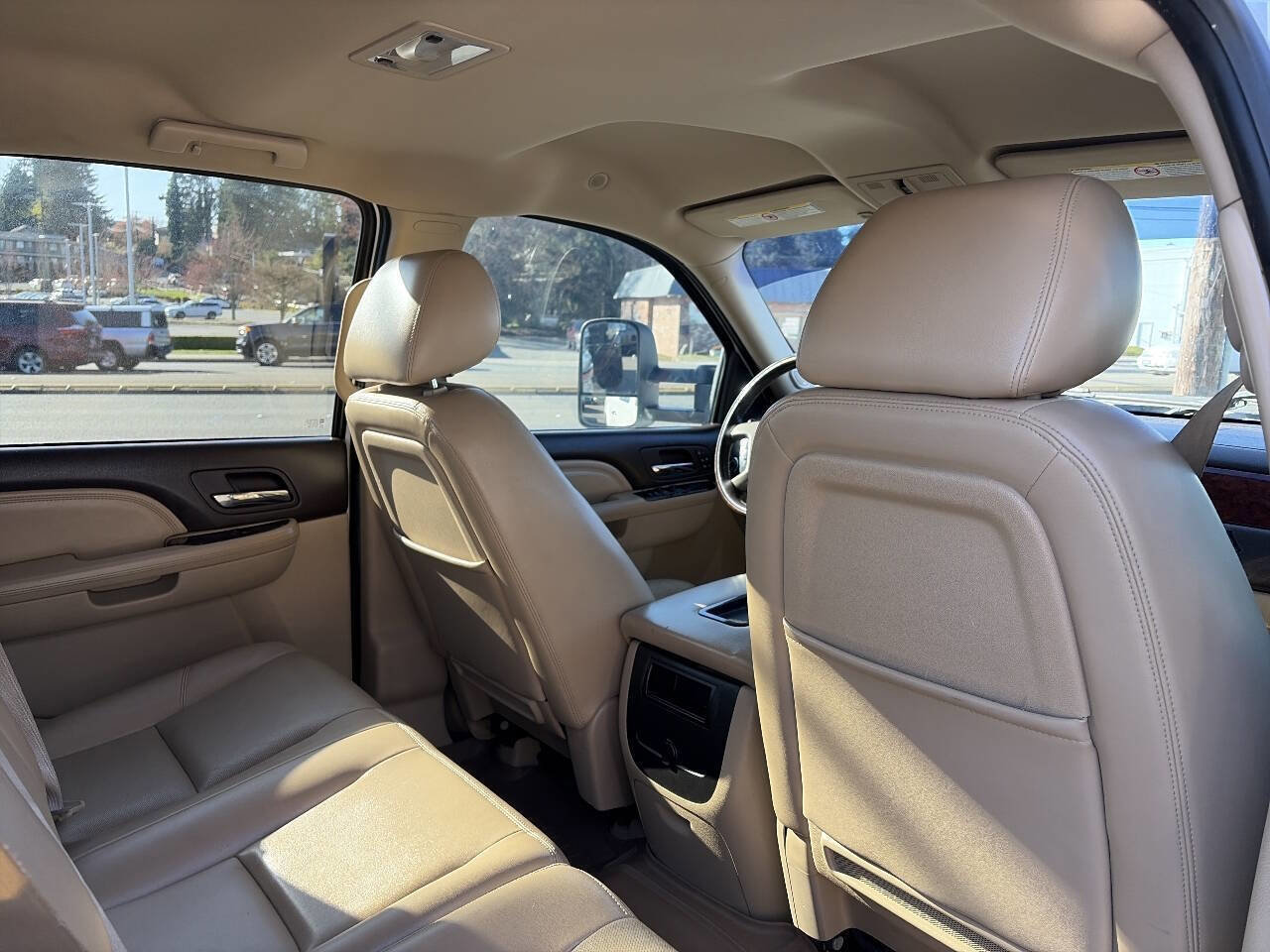 Used 2014 GMC Sierra 2500 Denali w/ Suspension Package, Off-Road image 25