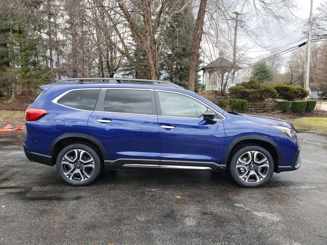 Used 2026 Subaru Ascent Touring AWD/4WD image 2