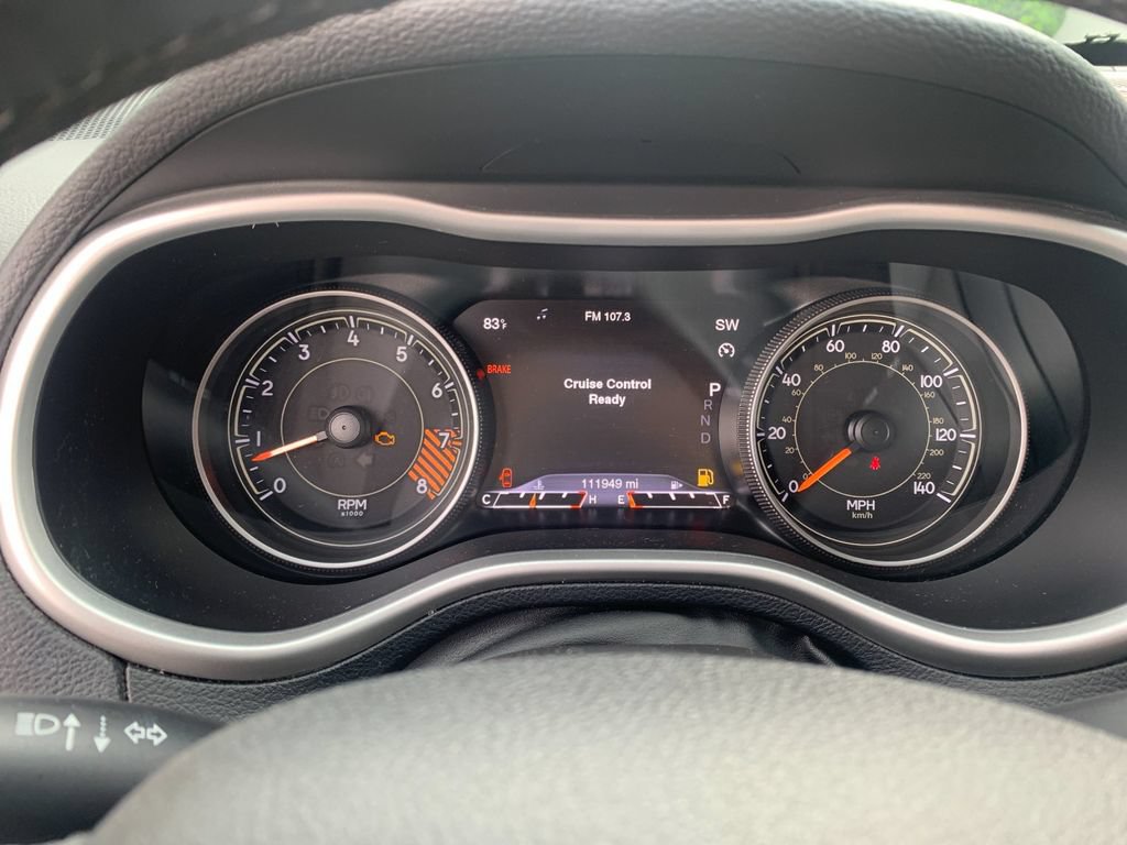 Used 2015 Jeep Cherokee Trailhawk w/ Leather Interior Group AWD/4WD image 30