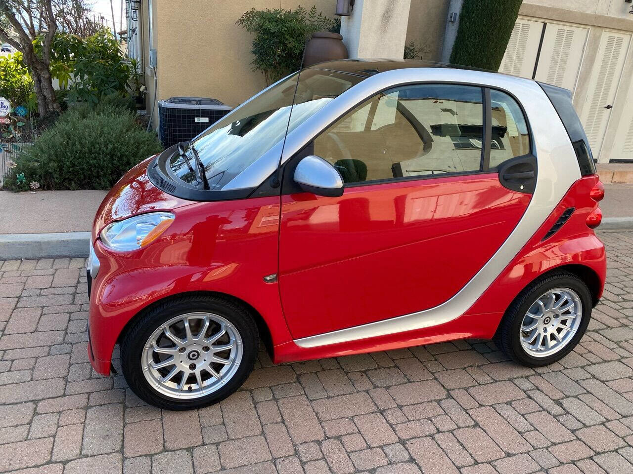 Used 2013 smart fortwo passion