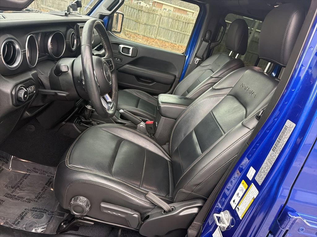 Used 2018 Jeep Wrangler Unlimited Sahara image 14