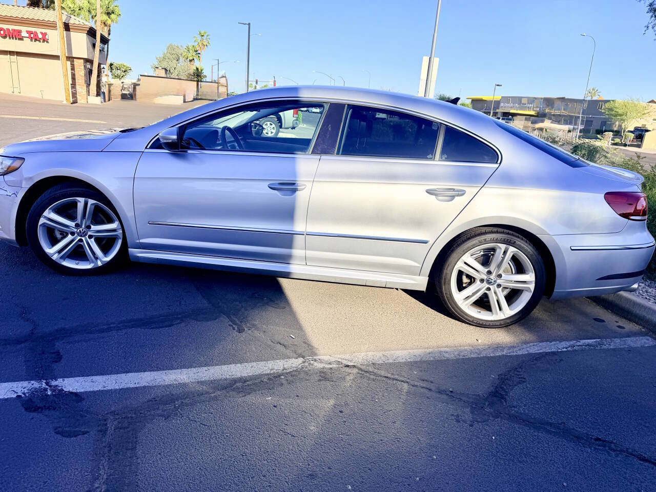 Used 2014 Volkswagen CC R-Line image 4