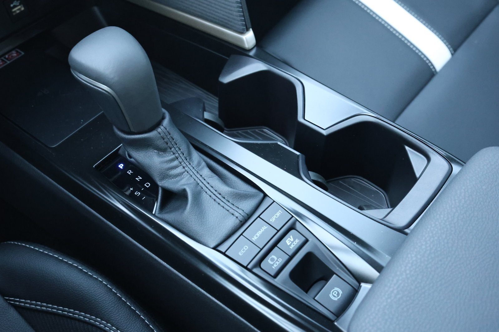 New 2026 Toyota Camry SE w/ Convenience Package FWD image 22