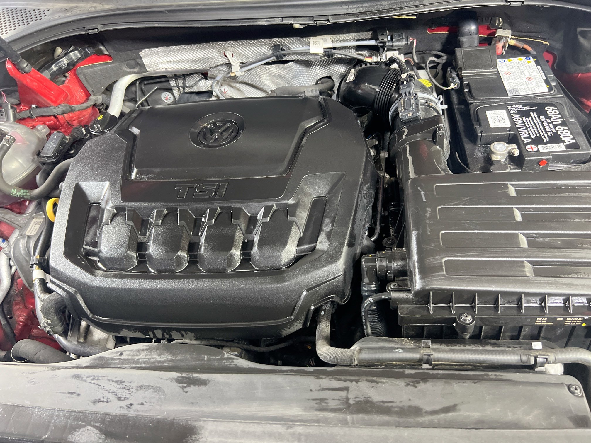 Used 2022 Volkswagen Tiguan SE AWD/4WD image 30