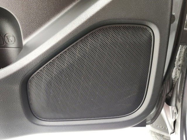 Used 2024 Nissan Frontier SV image 44