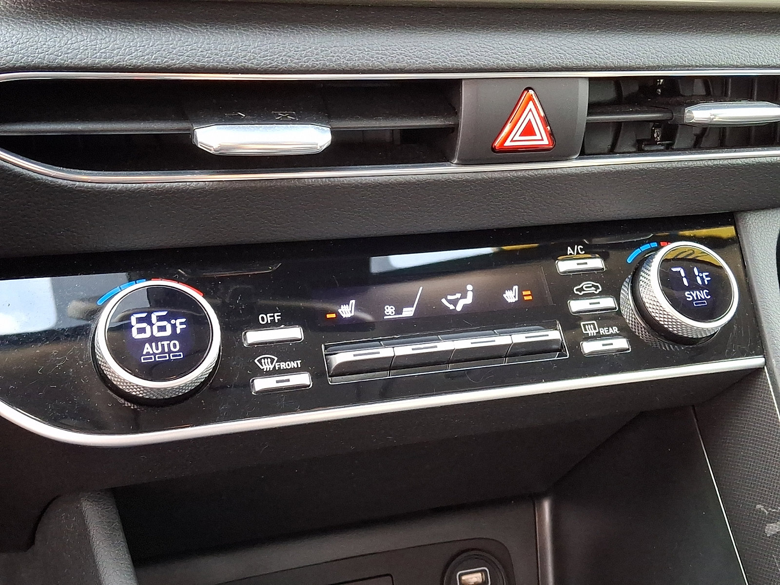 Certified 2023 Hyundai Sonata SEL w/ Preferred Accessory Package image 16