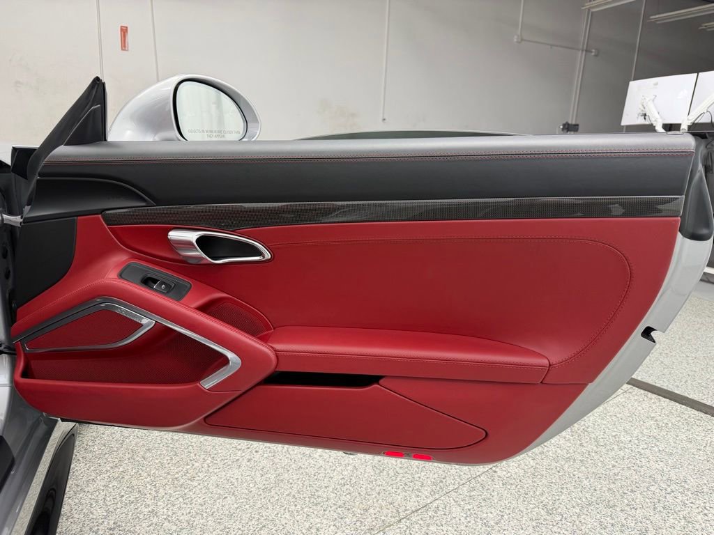 Used 2015 Porsche 911 Turbo S image 10