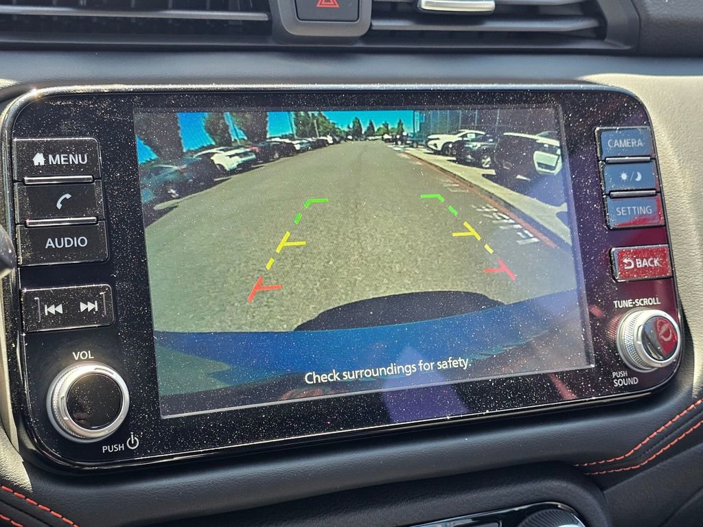 New 2025 Nissan Versa SR w/ Trunk Package image 9