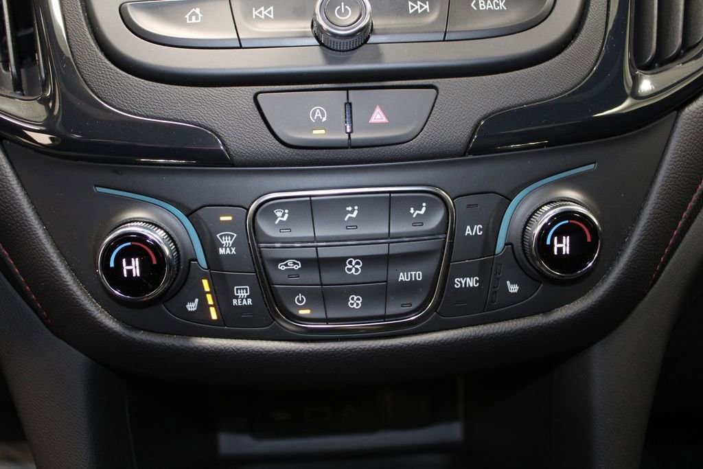 Used 2024 Chevrolet Equinox RS w/ RS Leather Package image 48