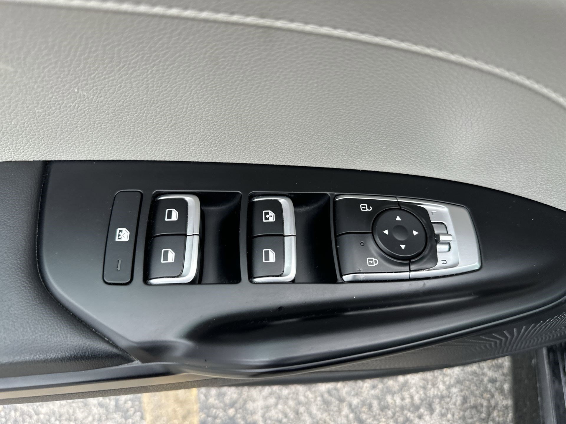 Used 2022 Kia K5 LXS FWD image 15