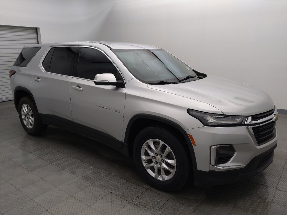 Used 2022 Chevrolet Traverse LS FWD image 11