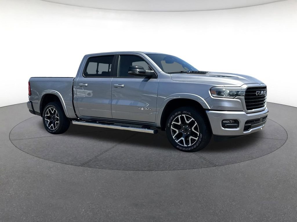 Used 2025 RAM 1500 Laramie w/ Sport Appearance Package AWD/4WD image 8