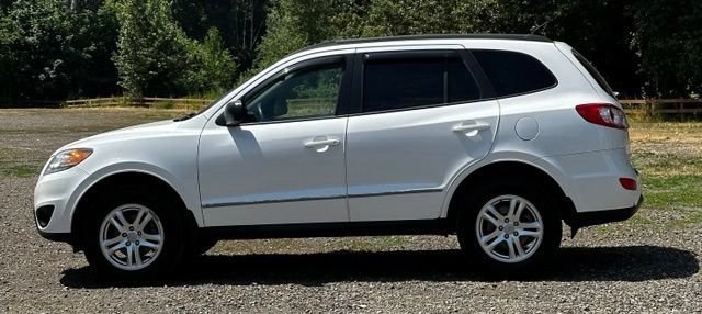 Used 2012 Hyundai Santa Fe GLS AWD/4WD image 6