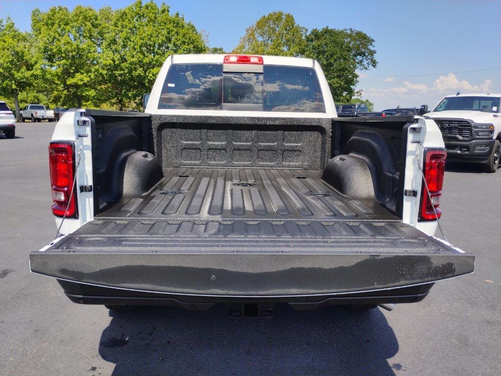 New 2027 RAM 2500 Tradesman AWD/4WD image 15