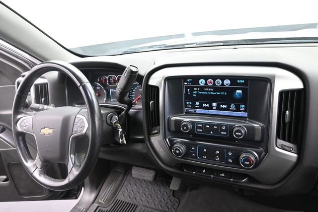 Used 2019 Chevrolet Silverado 1500 LT AWD/4WD image 17