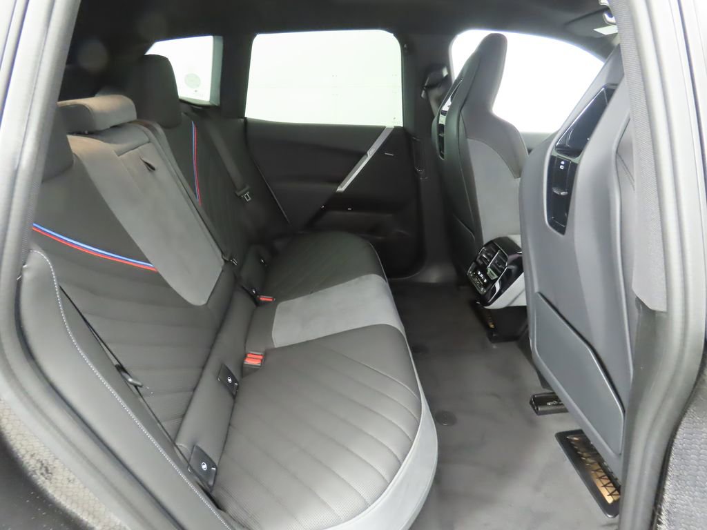 New 2026 BMW iX xDrive45 w/ M Sport Package image 23