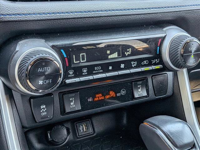 Used 2023 Toyota RAV4 SE w/ Convenience Package image 14